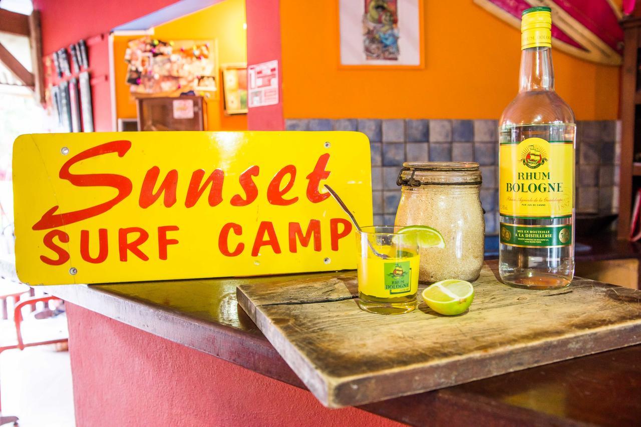 Хостел Sunset Surf Camp Сен-Франсуа Екстер'єр фото
